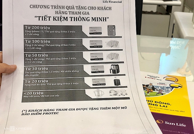 Ồ ạt tuyển dụng mảng bán bảo hiểm qua ngân hàng   VnExpress