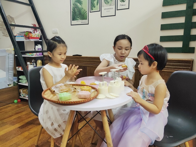 Đón tết Trung thu ở nhà... có vui?