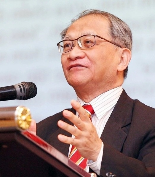 Làm gì để giá hàng hóa giảm theo giá xăng?