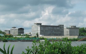 Đánh đu cùng phận yến (Kỳ I)