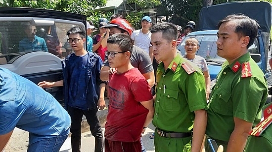 tin tuc antt ngay 710 sat hai nguoi tinh roi bo xac o nghia trang