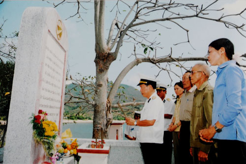 Chuyện về những thủy thủ tàu không số (Bài 1)