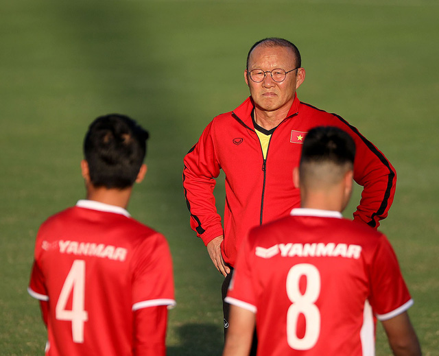 loai thanh trung hlv park hang seo thay mau doi hinh so voi aff cup 2016