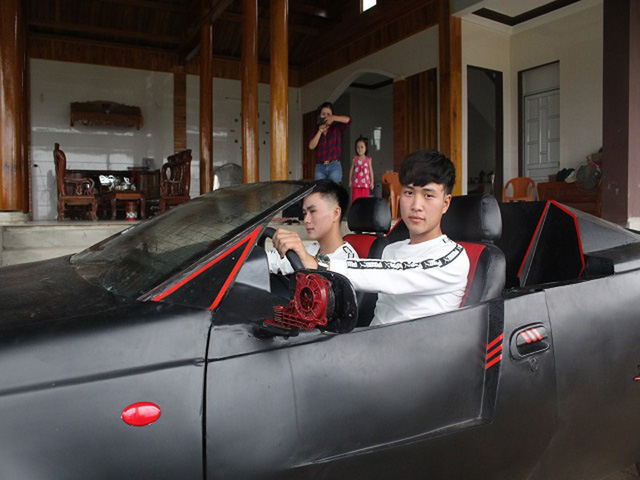 Chàng trai trẻ Hà Tĩnh tự chế “siêu xe” mui trần