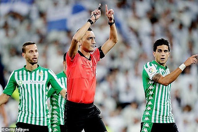hoa that vong betis real madrid lo co hoi soan ngoi barcelona
