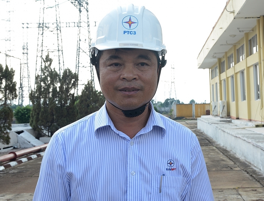 Cơ quan chức năng cần vào cuộc để ngăn chặn tình trạng xe chở thiết bị điện gió vi phạm khoảng cách gây sự cố lưới điện truyền tải