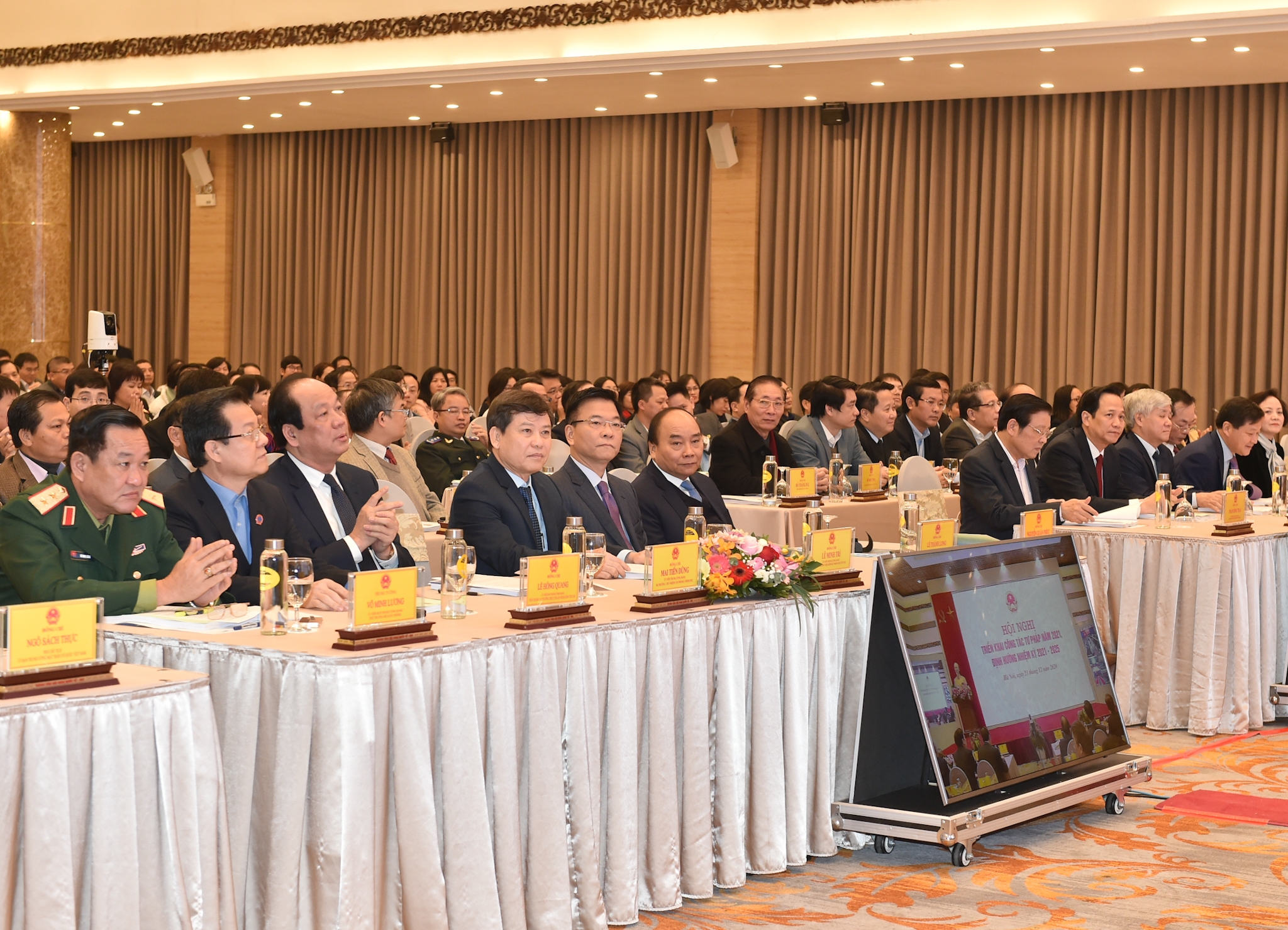 Thủ tướng dự Hội nghị triển khai công tác tư pháp năm 2021