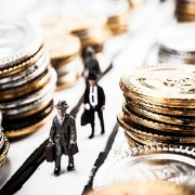 Tin tức kinh tế ngày 20/12: Đầu tư vào tiền ảo năm 2021 nhiều hơn 8 năm trước cộng lại