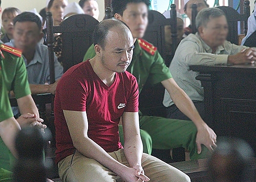 con ghen mu quang cua ga dan ong tung la tam guong dien hinh