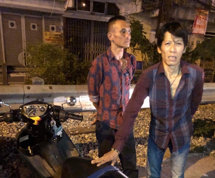 bi canh sat 141 phat hien vam pha khoa thanh nien bang qua duong sat thoat than