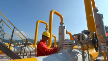 Thị trường năng lượng thế giới "nóng" với khủng hoảng nguồn cung