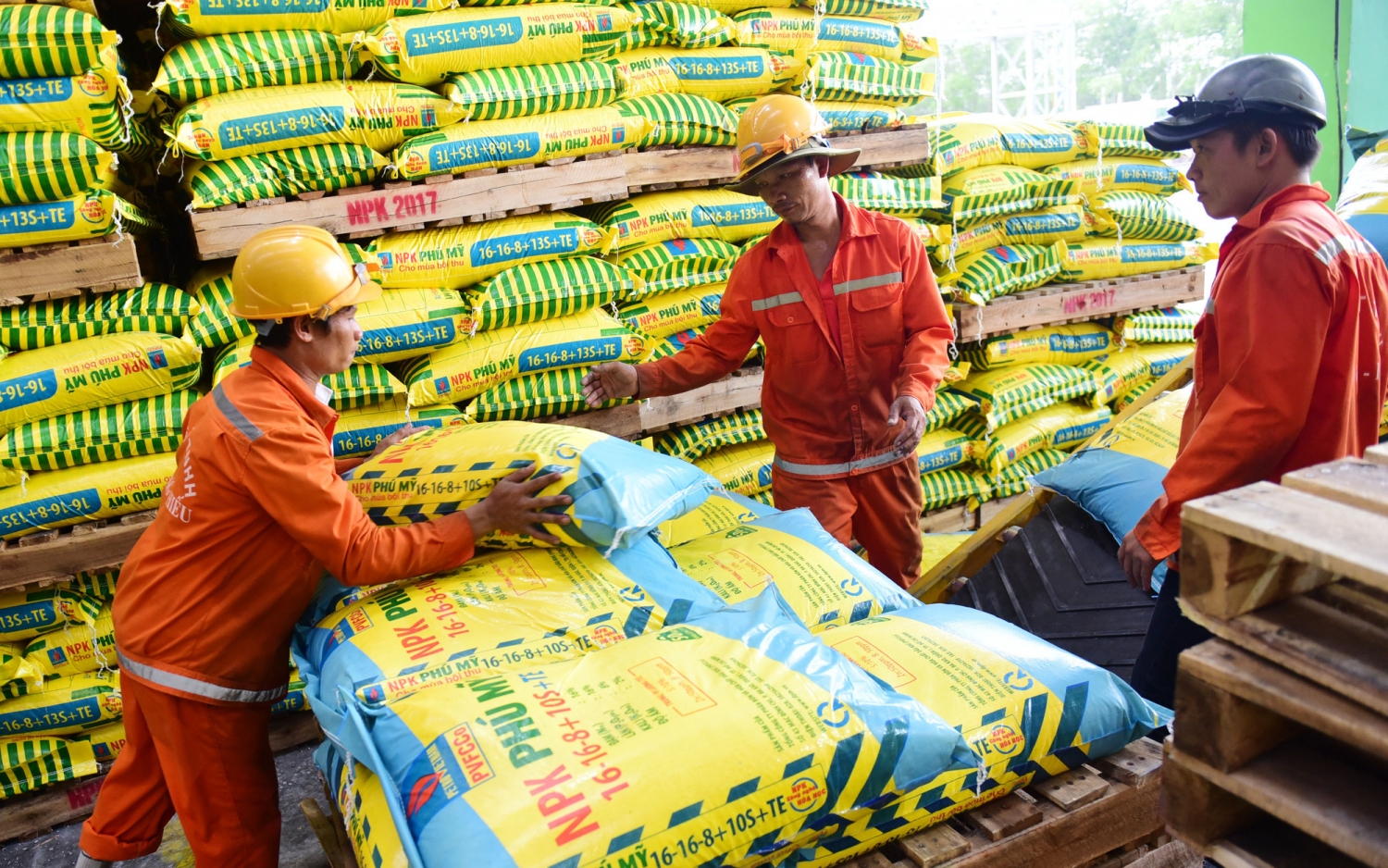 Giá phân bón hôm nay 31/5: Giữ vững giao dịch