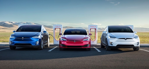 Ford và GM tiến bước mạnh mẽ, Tesla tụt lùi