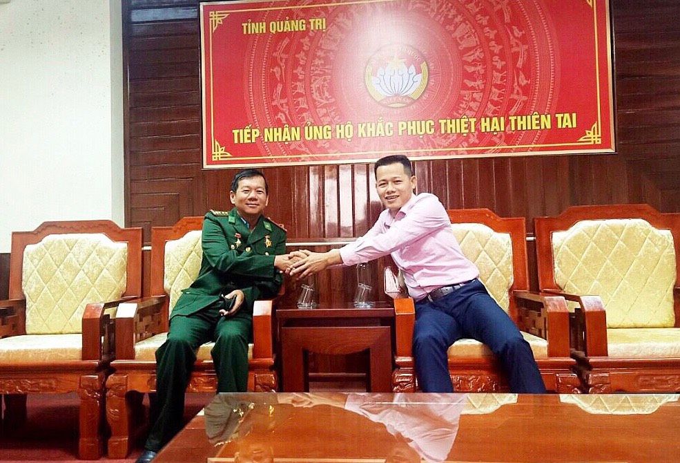 Doanh nhân trẻ nặng lòng với gốm sứ Việt