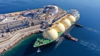 Hợp đồng LNG dài hạn là tương lai cho thị trường khí đốt tự nhiên
