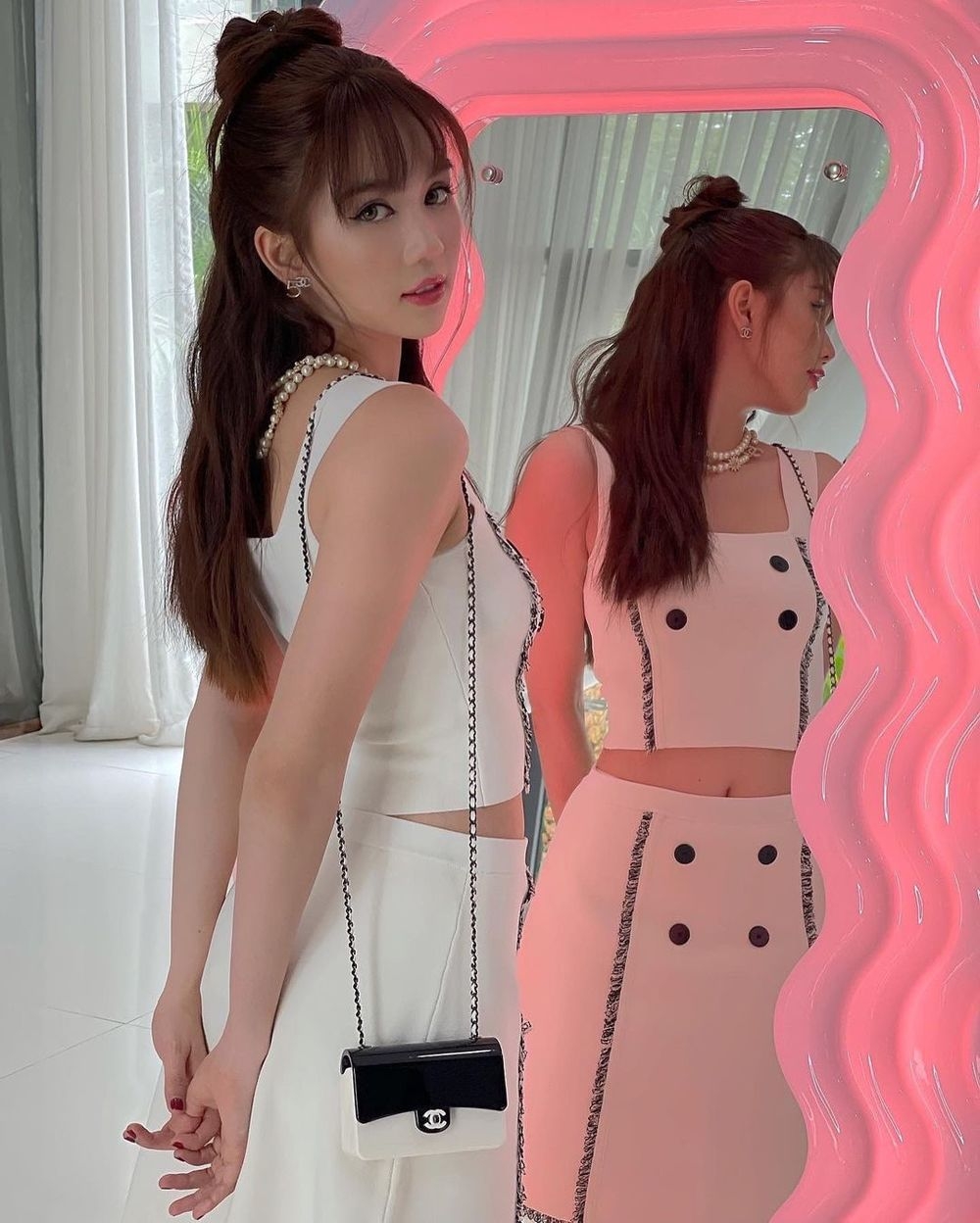 Ngọc Trinh lên tiếng về chiếc gương "sóng gió" và tuyên bố dẹp drama