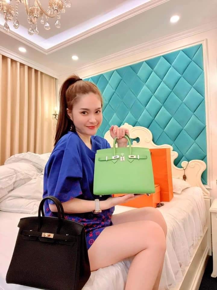 Ông xã Di Băng ‘đầu hàng’ ngay lập tức với món quà kỷ niệm ngày cưới