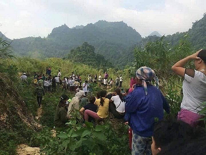 nghi pham giet tai xe cuop xe vut xac xuong deo khai gi