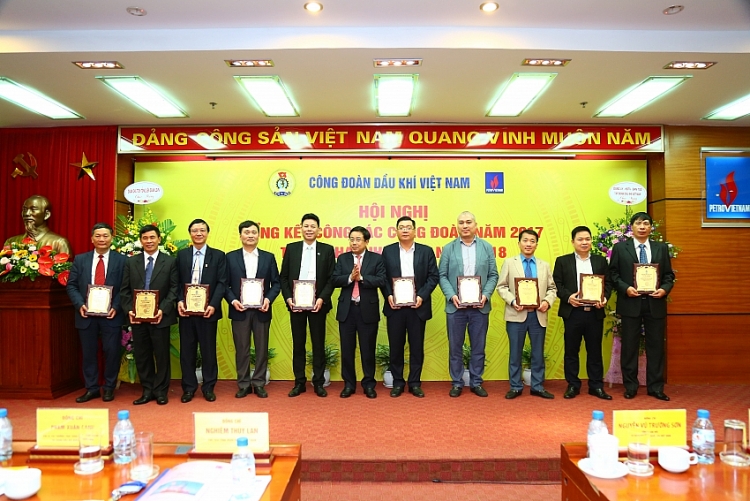 nhieu thanh tuu trong nam vi loi ich doan vien