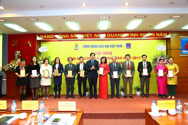 nhieu thanh tuu trong nam vi loi ich doan vien