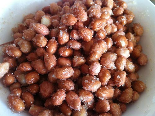 Đậu phộng da cá món ngon lạ miệng Đậu phộng da cá món ngon lạ miệng