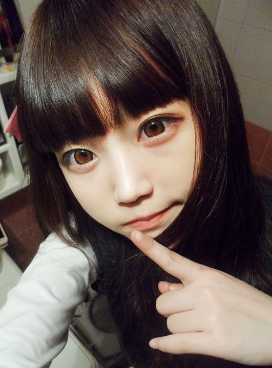 Những kiểu làm đẹp huỷ hoại sức khoẻ Những kiểu làm đẹp huỷ hoại sức khoẻ