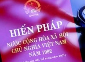Góp ý sửa đổi Hiến pháp: Phát triển con người bền vững