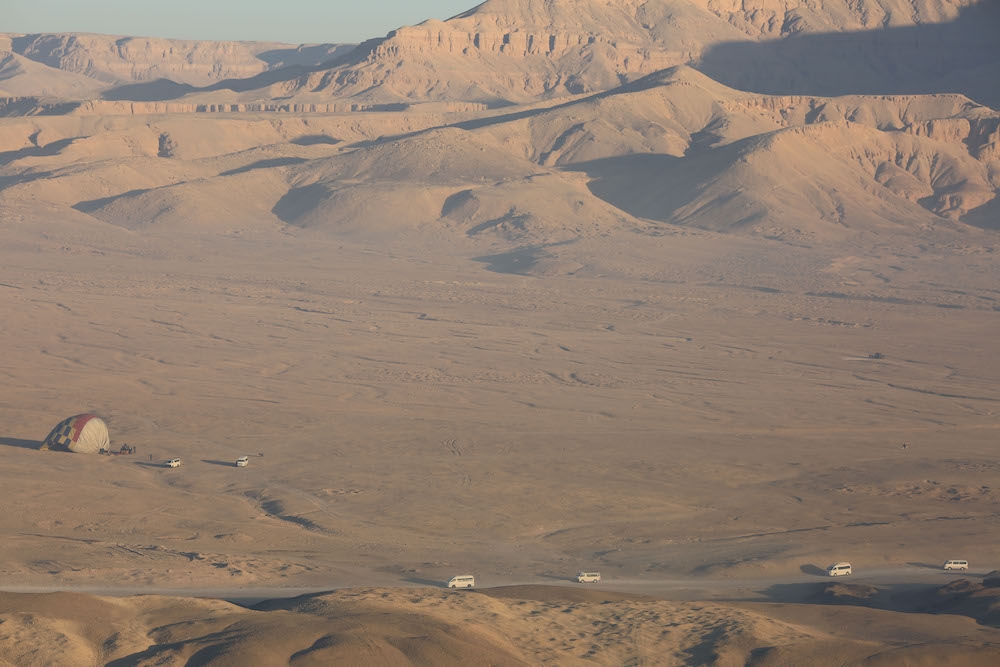 dao choi bang khinh khi cau o luxor ai cap