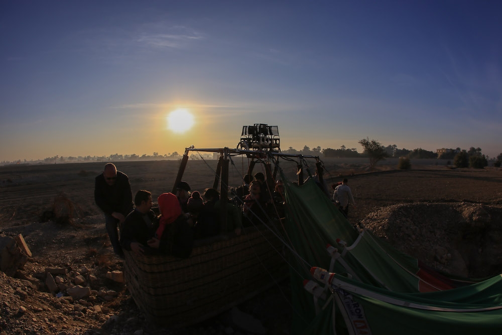 dao choi bang khinh khi cau o luxor ai cap