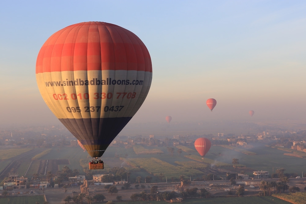 dao choi bang khinh khi cau o luxor ai cap