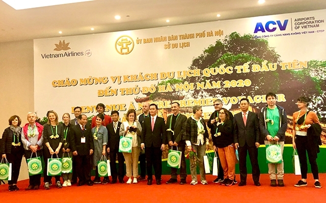 ha noi tp ho chi minh va hoi an don nhung vi khach quoc te dau tien cua nam 2020 nhu the nao