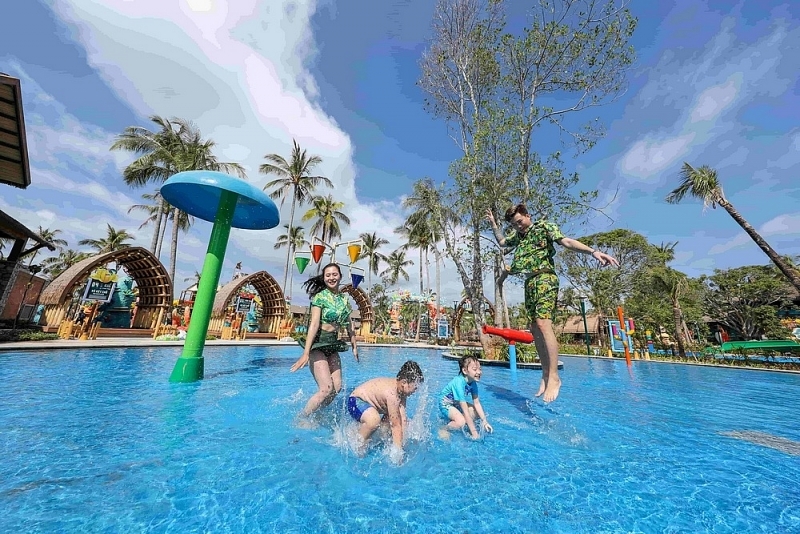 tet nay nen lac troi o phu quoc hay len dinh o tay ninh