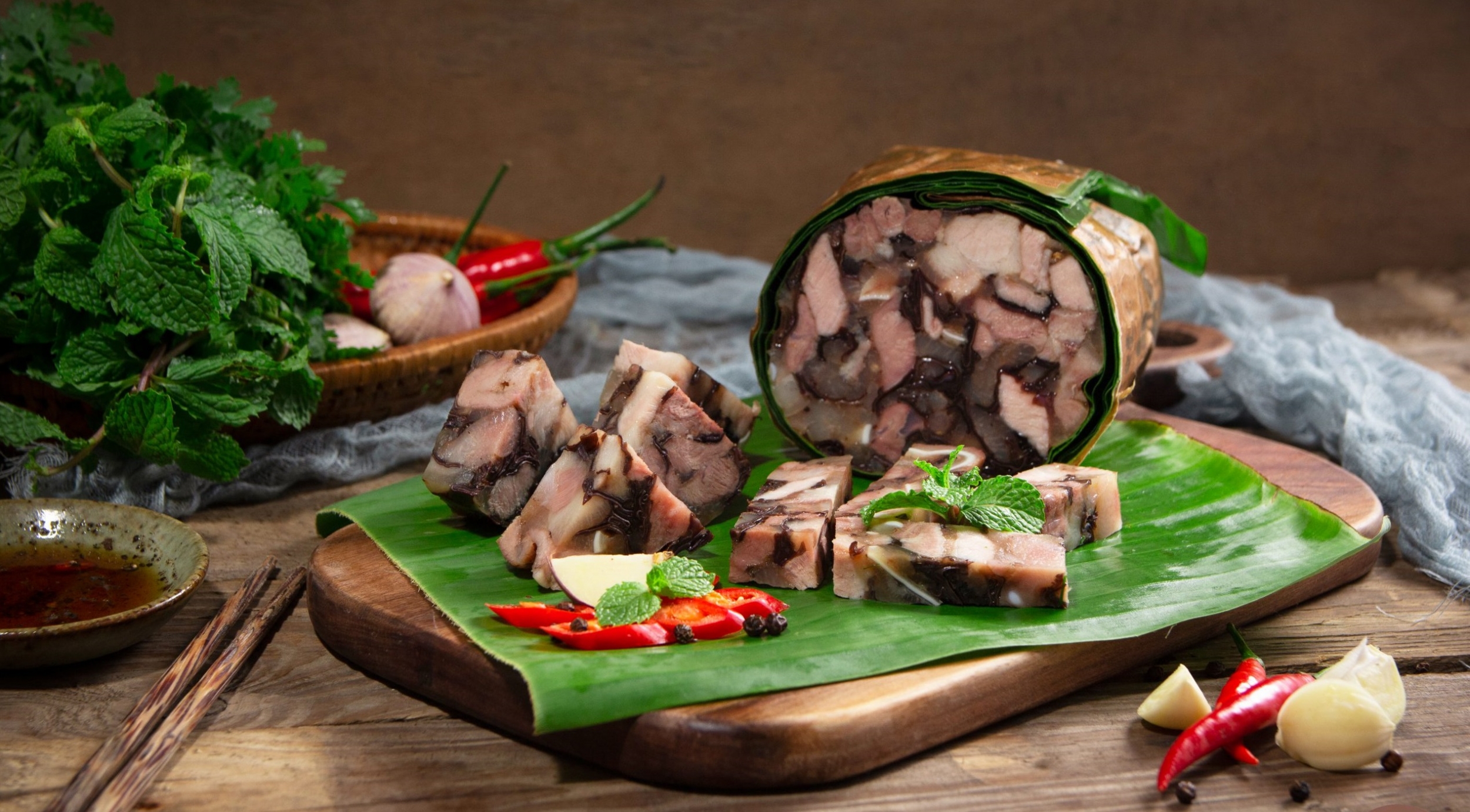 Cách làm giò xào 'chuẩn không cần chỉnh' lại không cần khuôn