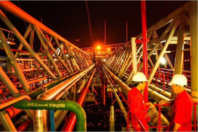 Tin thị trường: Giá dầu 2021 phụ thuộc OPEC+ và diễn biến Covid-19 Tin thị trường: Giá dầu 2021 phụ thuộc OPEC+ và diễn biến Covid-19