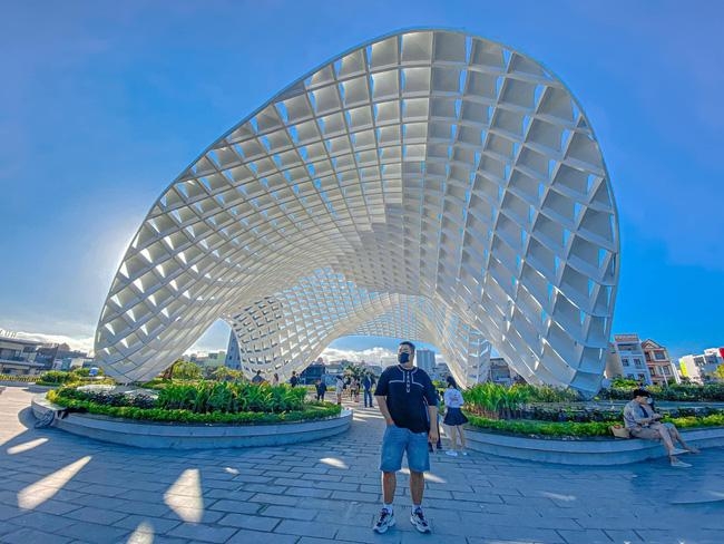 Xem độ hoành tráng của công viên 700 tỷ nằm bên bờ sông Hàn ở Đà Nẵng vừa được khánh thành Xem độ hoành tráng của công viên 700 tỷ nằm bên bờ sông Hàn ở Đà Nẵng vừa được khánh thành