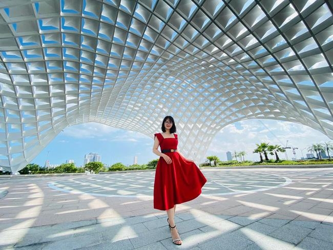 Xem độ hoành tráng của công viên 700 tỷ nằm bên bờ sông Hàn ở Đà Nẵng vừa được khánh thành Xem độ hoành tráng của công viên 700 tỷ nằm bên bờ sông Hàn ở Đà Nẵng vừa được khánh thành