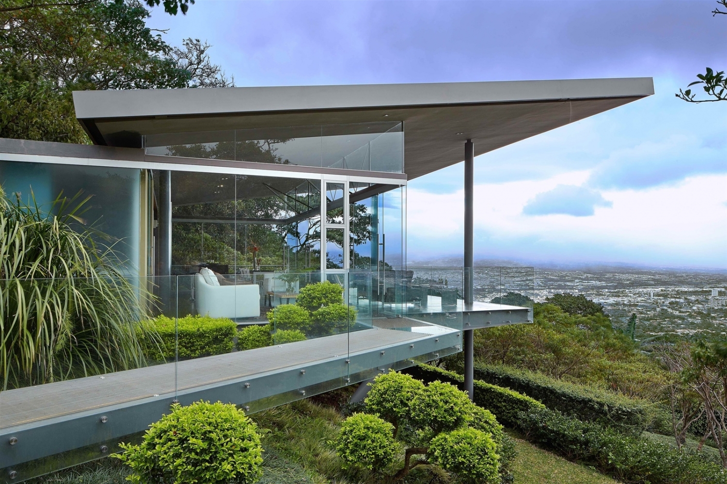 nha san hien dai nhung y tuong tu costa rica