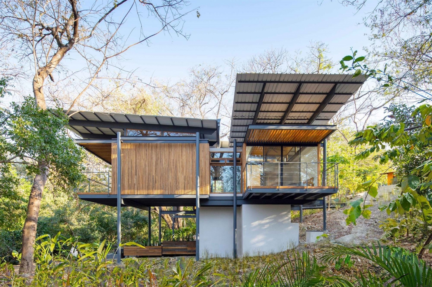 nha san hien dai nhung y tuong tu costa rica