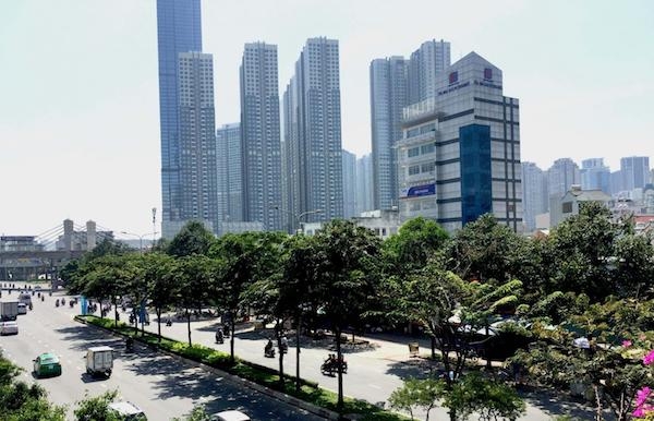 doanh nghiep bat dong san tphcm doi mat noi lo moi