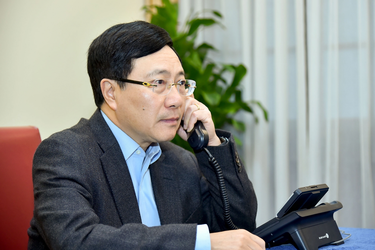 Phó Thủ tướng, Bộ trưởng Phạm Bình Minh điện đàm với Ngoại trưởng Hoa Kỳ Antony Blinken