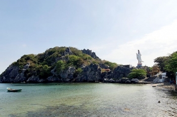 Đảo Hòn Nghệ - "Hạ Long ở phương Nam"