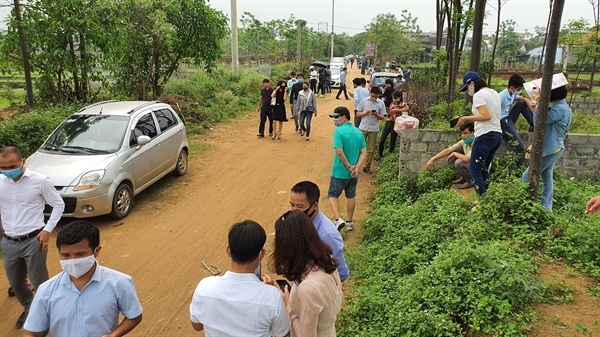 gia dat hoa lac nhay mua truoc thong tin doanh nghiep de xuat dau tu du an