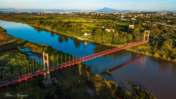 Sông Đắk Bla - Dải lụa óng ả giữa lòng Kon Tum Sông Đắk Bla - Dải lụa óng ả giữa lòng Kon Tum