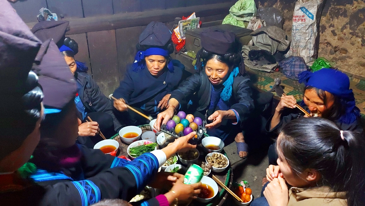 Độc đáo Tết tháng 2 của người Hà Nhì ở Trịnh Tường Độc đáo Tết tháng 2 của người Hà Nhì ở Trịnh Tường