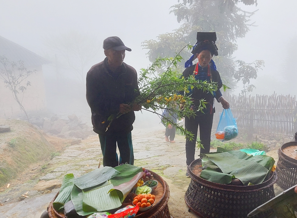 Độc đáo Tết tháng 2 của người Hà Nhì ở Trịnh Tường Độc đáo Tết tháng 2 của người Hà Nhì ở Trịnh Tường