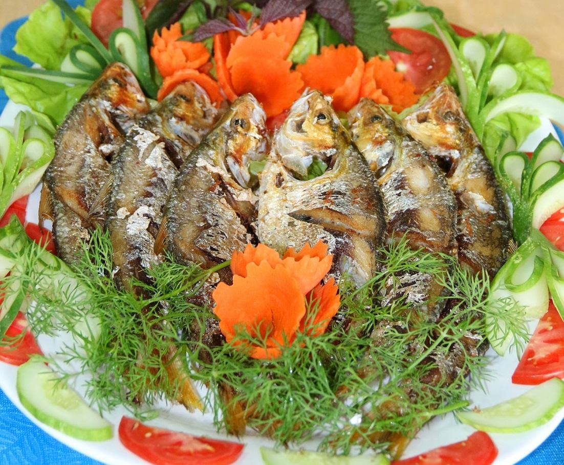 Cá mòi - Món ngon từ dòng sông Hồng