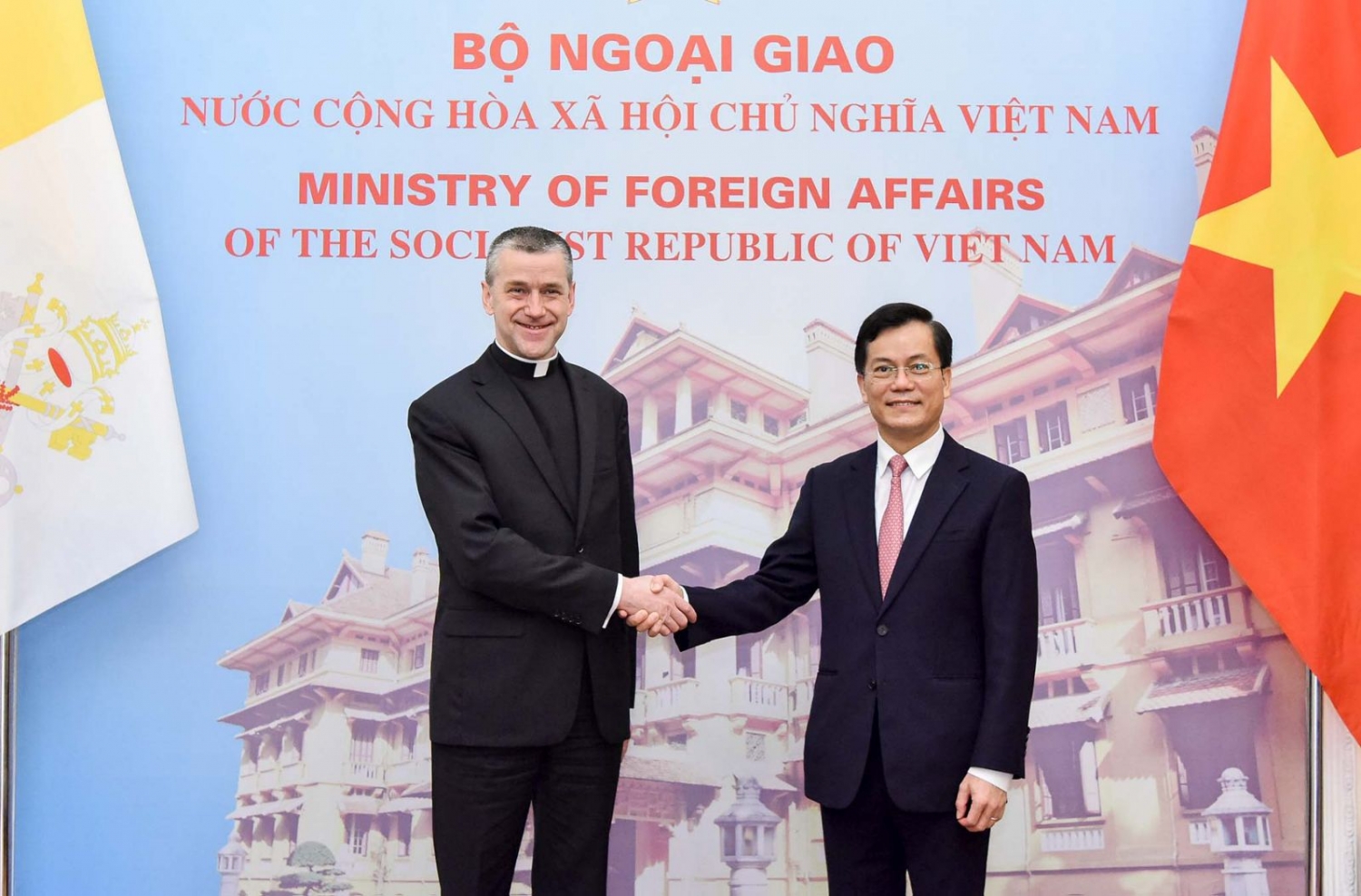Thúc đẩy quan hệ Việt Nam - Vatican phát triển.