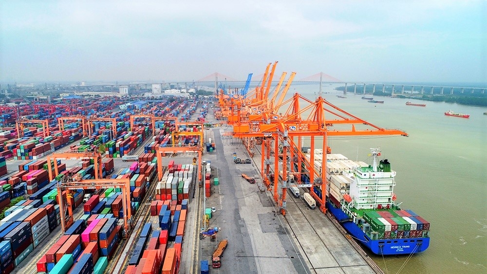 Đề xuất tăng mức phạt hành vi không công khai giá dịch vụ tại cảng biển