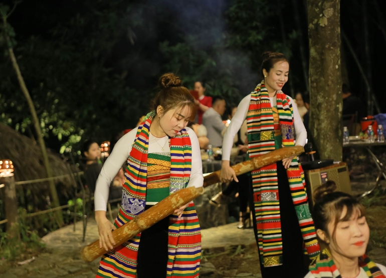 Thức giấc ở Pù Luông
