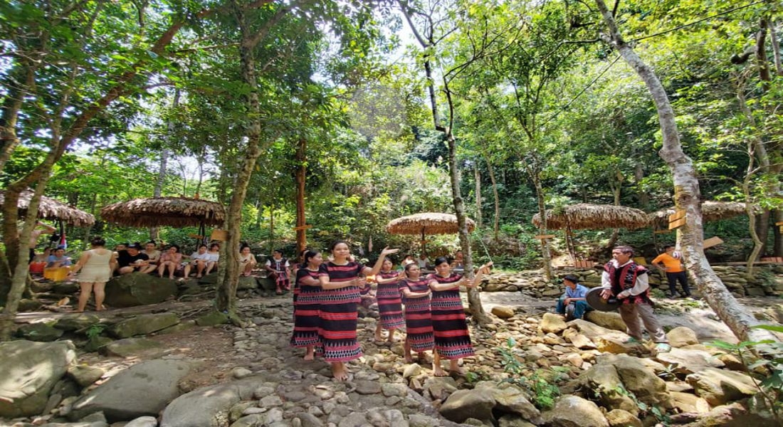 Khu du lịch Thác Mơ – Địa điểm nghỉ dưỡng, tránh mát mùa hè lý tưởng Khu du lịch Thác Mơ – Địa điểm nghỉ dưỡng, tránh mát mùa hè lý tưởng